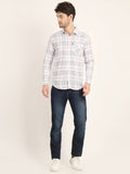 Men Checkered White Casual Slim Fit Shirt Seventy7