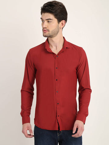Men Solid Wine Slim Fit Shirt