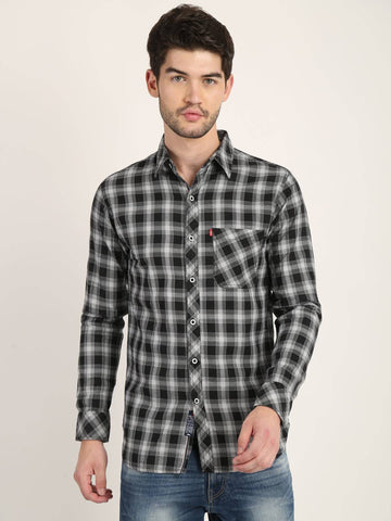 Men Checkered Black Casual Slim Fit Shirt